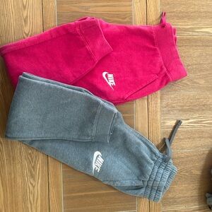 EUC - Girls NIKE Joggers - SZ M (2Pcs)